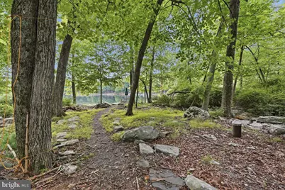 2342 Eagle Path, Bushkill, PA 18324 - Photo 5