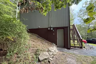 6271 Decker Rd, Bushkill, PA 18324 - Photo 3