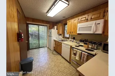 4284 Winchester Way, Bushkill, PA 18324 - Photo 17