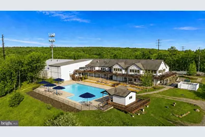 5218 E Woodbridge Drive, Bushkill, PA 18324 - Photo 37