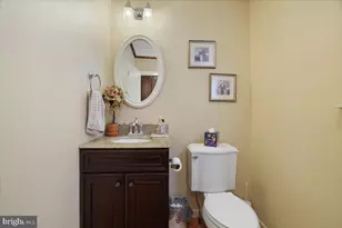 206 W Ann St, Milford, PA 18337 - Photo 23