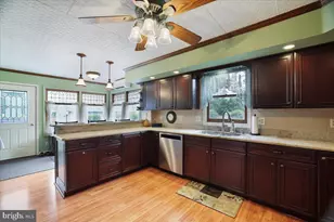 206 W Ann St, Milford, PA 18337 - Photo 31