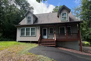111 Remuda Dr, Hawley, PA 18428 - Photo 3