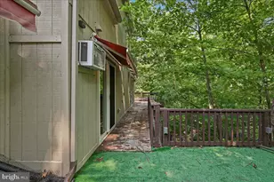 3130 Delaware Cir, Bushkill, PA 18324 - Photo 27