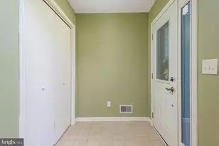 513 Gandolf Rd, Tamiment, PA 18371 - Photo 5