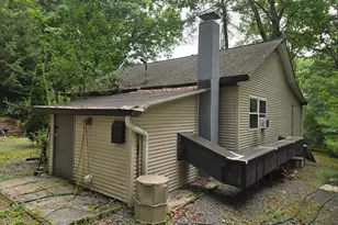 100 Grace Rd, Shohola, PA 18458 - Photo 21