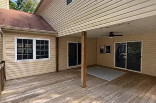 6043 Decker Rd, Bushkill, PA 18324 - Photo 5