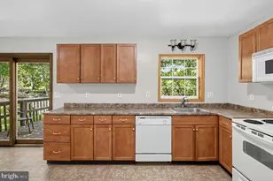 521 Starling Ct, Bushkill, PA 18324 - Photo 7