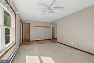 521 Starling Ct, Bushkill, PA 18324 - Photo 3