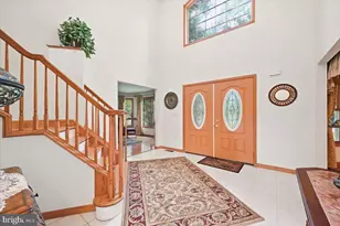 107 Gollum Ln, Bushkill, PA 18371 - Photo 9