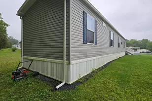 37 Meadowview Dr, New Bloomfield, PA 17068 - Photo 17