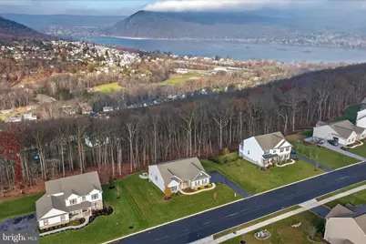 126 Stone Arch Drive, Marysville, PA 17053 - Photo 3