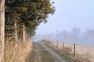 651 Bamboo Ln, Loysville, PA 17047 - Photo 11