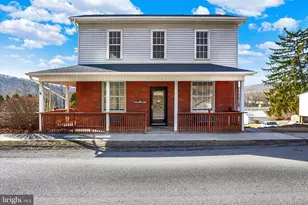 25 S Market St, Millerstown, PA 17062 - Photo 1