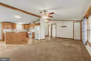 71 Meadowview Dr, New Bloomfield, PA 17068 - Photo 9