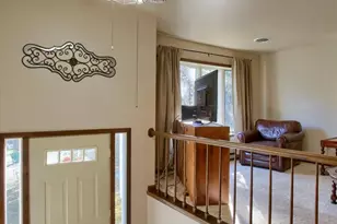 45 Allen Dr, Shermans Dale, PA 17090 - Photo 9