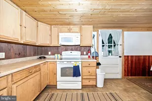 915 Center Square Rd, Blain, PA 17006 - Photo 9