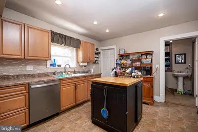 212 E Sunbury Street, Millerstown, PA 17062 - Photo 9