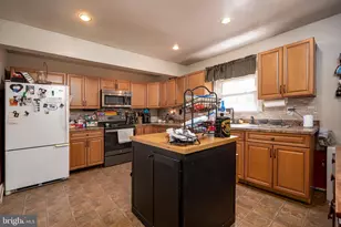212 E Sunbury St, Millerstown, PA 17062 - Photo 7
