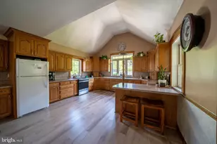 6784 Raccoon Valley Rd, Millerstown, PA 17062 - Photo 7
