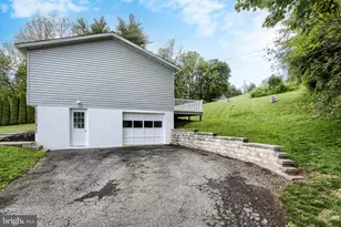 755 Green Hill Dr, Newport, PA 17074 - Photo 33