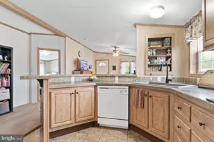 66 Meadowview Dr, New Bloomfield, PA 17068 - Photo 9