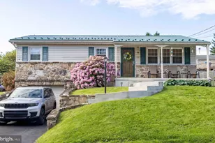 432 Cameron St, Marysville, PA 17053 - Photo 1
