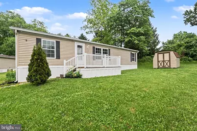 49 Meadowview Drive, New Bloomfield, PA 17068 - Photo 1