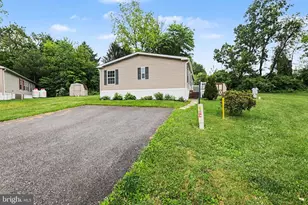 49 Meadowview Dr, New Bloomfield, PA 17068 - Photo 17