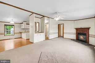 49 Meadowview Dr, New Bloomfield, PA 17068 - Photo 3