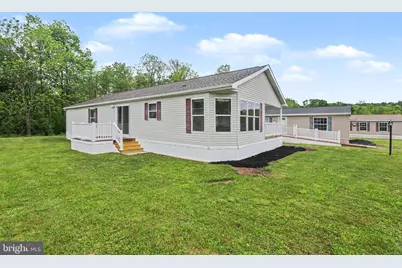 19 Meadowview Drive, New Bloomfield, PA 17068 - Photo 1