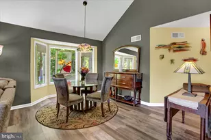 325 Mountainview Rd, Shermans Dale, PA 17090 - Photo 11