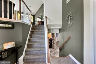 325 Mountainview Rd, Shermans Dale, PA 17090 - Photo 5