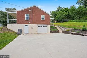 64 N Market St, Millerstown, PA 17062 - Photo 3