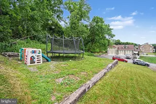 64 N Market St, Millerstown, PA 17062 - Photo 23
