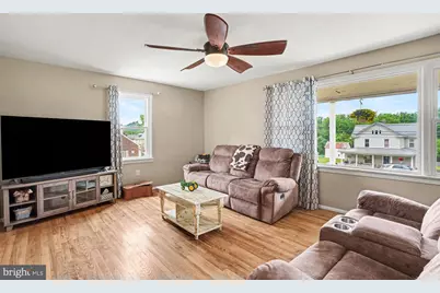 64 N Market Street, Millerstown, PA 17062 - Photo 7