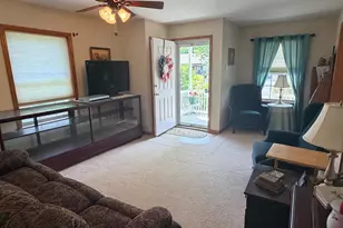 220 Patio Ct, New Bloomfield, PA 17068 - Photo 7