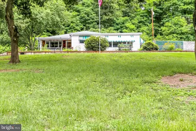 111 Juniata Parkway E, Newport, PA 17074 - Photo 1