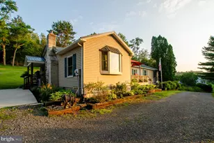 8 Hill Side Dr, Landisburg, PA 17040 - Photo 3