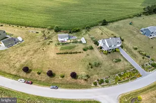 20 Bella Terra Dr, Shermans Dale, PA 17090 - Photo 47