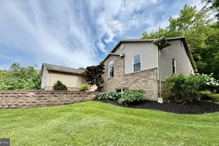 2 Trout Ln, Marysville, PA 17053 - Photo 5