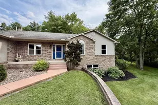 2 Trout Ln, Marysville, PA 17053 - Photo 3