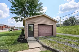 605 N 4th St, Newport, PA 17074 - Photo 45
