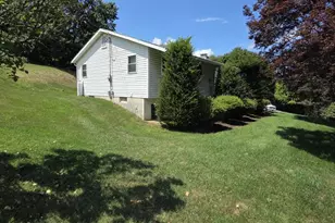 7620 Spring Rd, New Bloomfield, PA 17068 - Photo 3