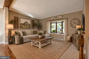 15 Donald St, Shermans Dale, PA 17090 - Photo 9