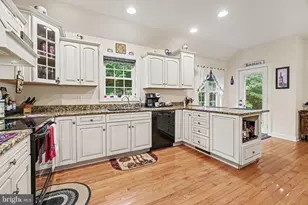 407 Clouser Hollow Rd, New Bloomfield, PA 17068 - Photo 9