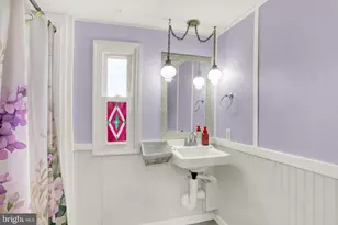 405 Meadow Ln, Shermans Dale, PA 17090 - Photo 15
