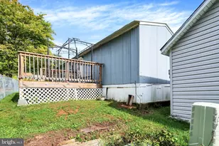 405 Meadow Ln, Shermans Dale, PA 17090 - Photo 23