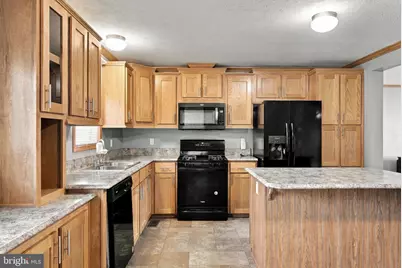 76 Meadowview Drive, New Bloomfield, PA 17068 - Photo 9