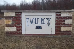 42 Chippewa Dr, Hazleton, PA 18202 - Photo 1